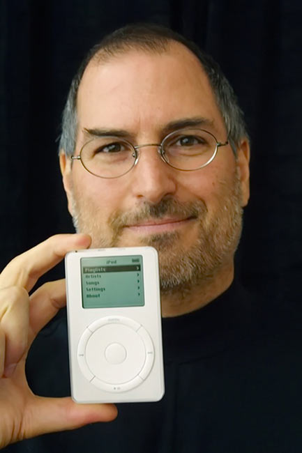 02-Steve-Jobs-Defends-Apple