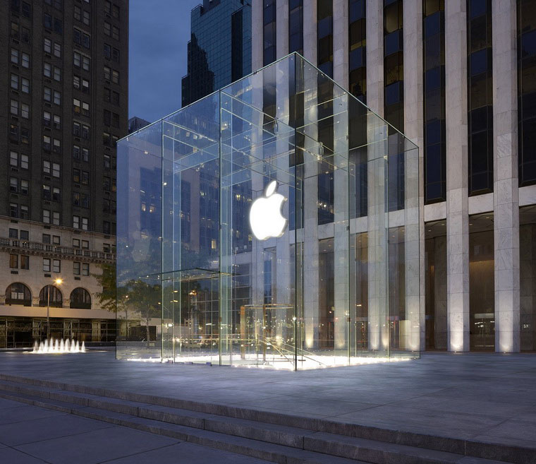 07-Unlikely-Success-of-Apple-Store