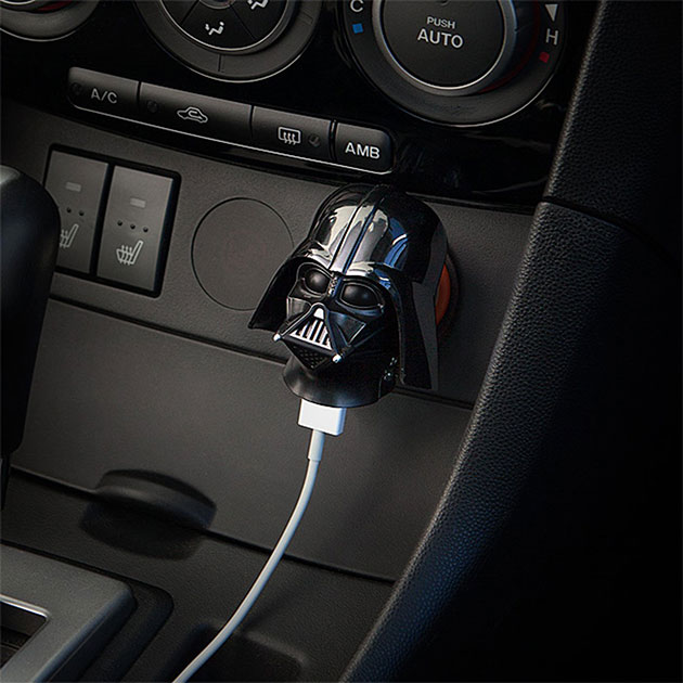 02-Stormtrooper-USB-Car-Charger