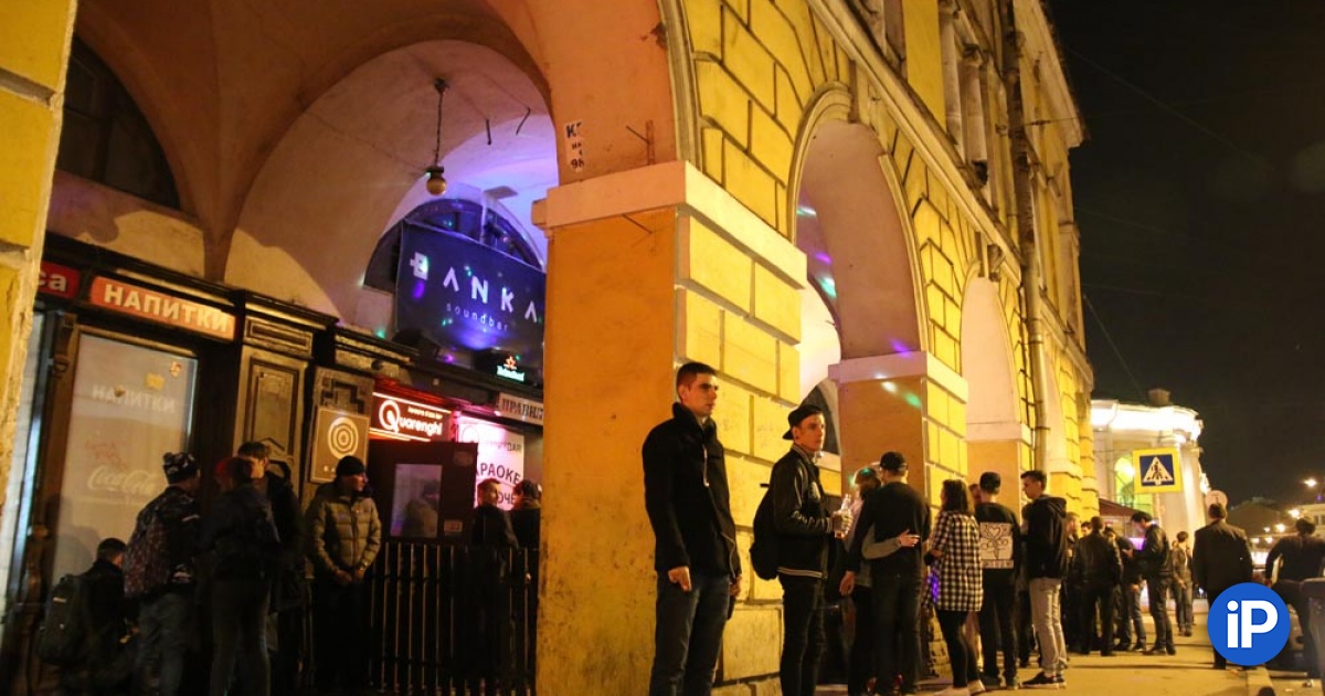 Провел ночь на Думской улице в Петербурге и выжил