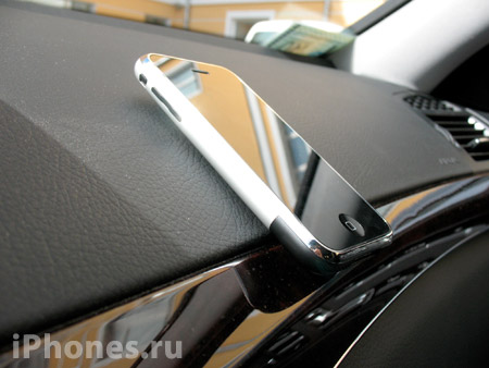 iPhone в Mercedes-Benz