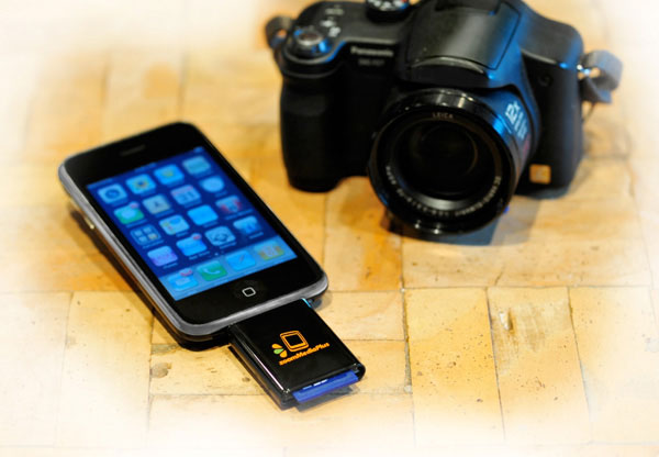 iPhone способен читать SD-карты