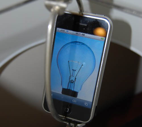 Лампа-док для iPhone, iPod и iPad*
