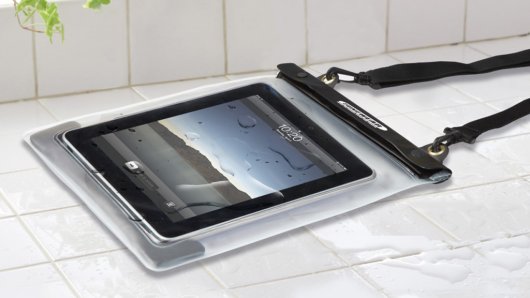 Waterwear: возьми iPad с собой в душ