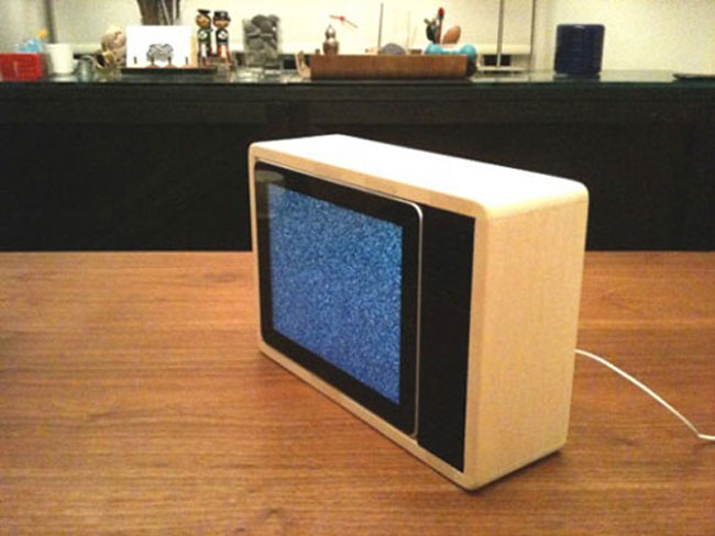 Деревянный ретро-телевизор из iPad