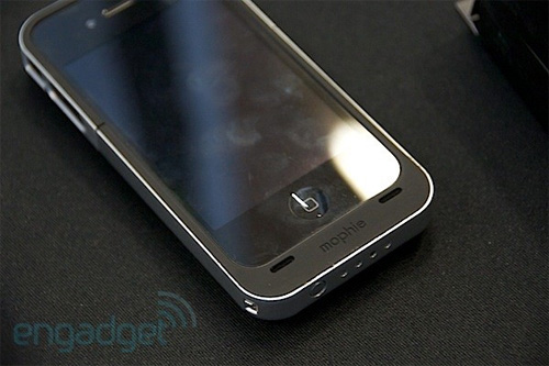 Знаменитый Mophie Juice Pack скоро выйдет для iPhone 4?