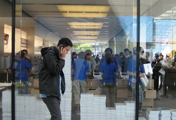 Apple борется с барыгами Китая