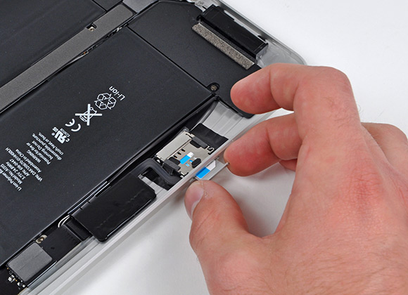 Apple “пропихивает” ещё более маленькие SIM-карты