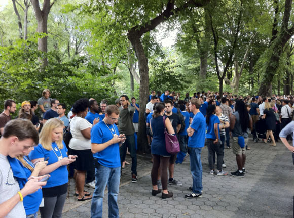 Apple Store на Пятой авеню эвакуирован