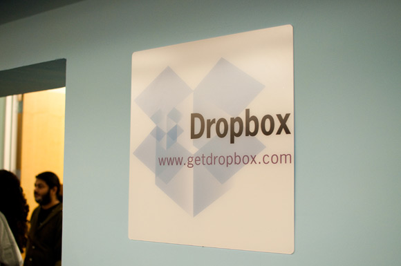 Apple была готова выложить $800 млн. за Dropbox