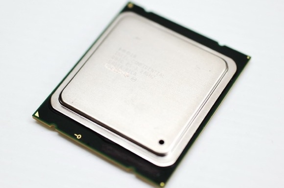 Intel выпустит новые процессоры Xeon