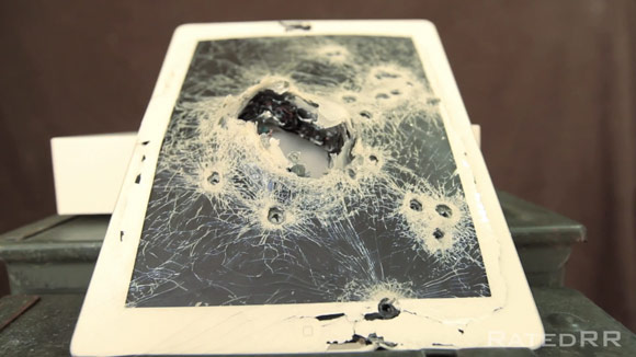 Новый iPad расстреляли и задавили