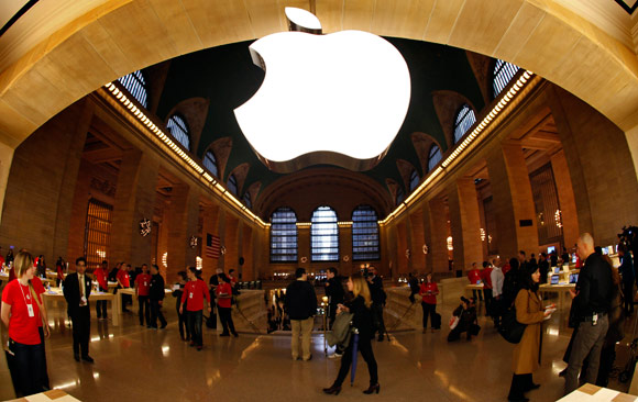 Apple Store приносит в 17 раз больше выручки, чем обычный розничный магазин