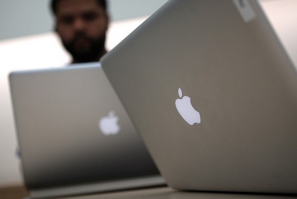 Apple в тройке самых развивающихся компаний