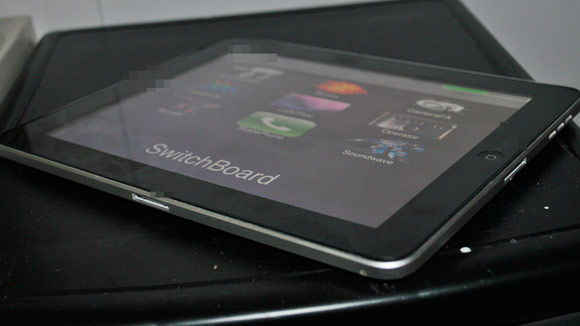 Прототип первого iPad с двумя разъёмами продали на eBay