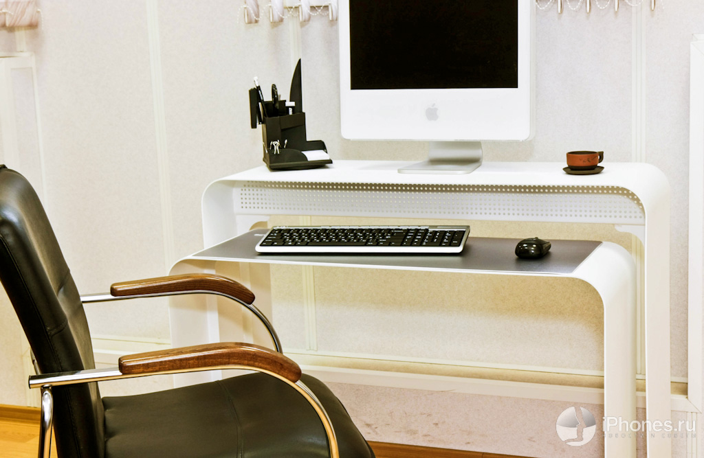 АСТОЛИК — рабочее пространство из 43 кг стали для iMac, MacBook и прочей техники