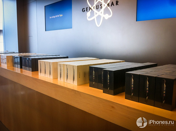 Репортаж: старт продаж iPhone 5 в Германии