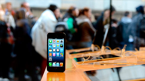 В Штатах запустят систему бронирования iPhone 5