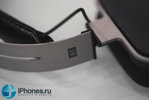 Harman/Kardon Bluetooth Wireless Over-Ear Headphones