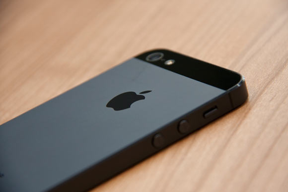 Новые слухи переносят пятидюймовый iPhone на 2014 год