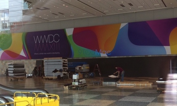 Moscone Center наряжают к WWDC 2013 + слоган мероприятия