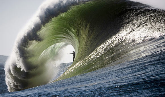 Новая OS X названа в честь серфинг-зоны Mavericks, штат Калифорния