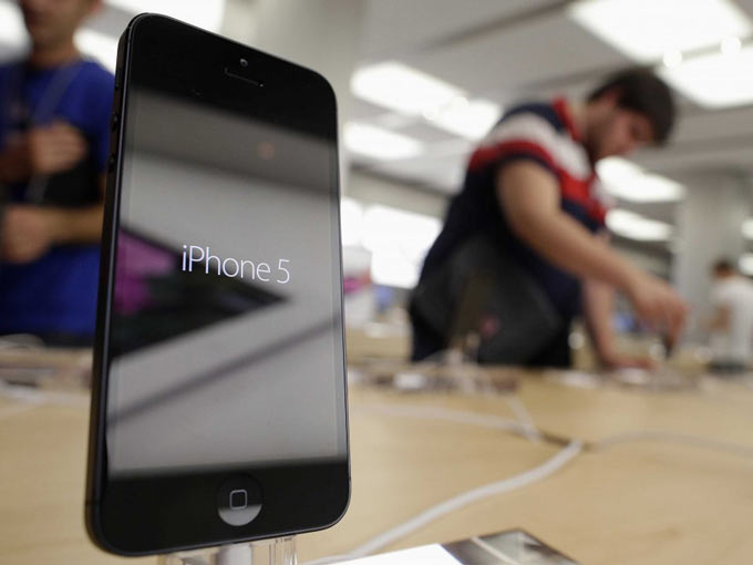 Apple в сентябре запустит программу по замене старых iPhone на новые