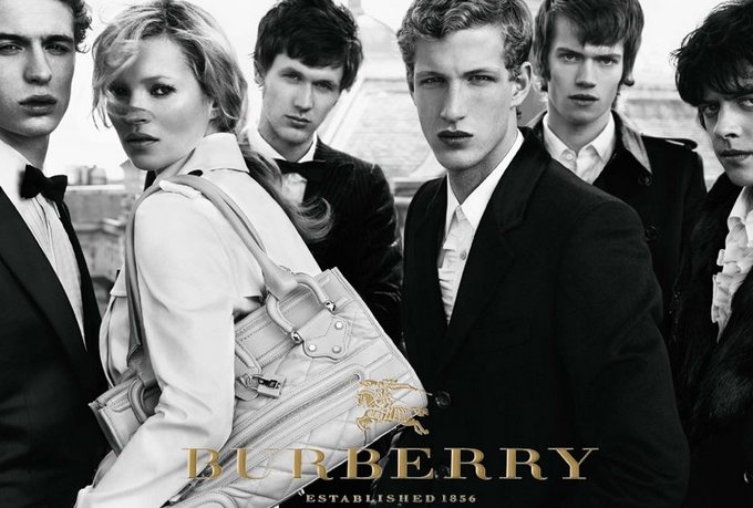 Завтрашний показ от бренда Burberry будет снят на iPhone 5s