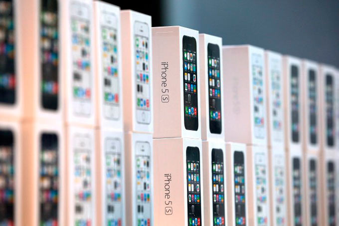 Foxconn выпускает полмиллиона iPhone 5s ежедневно, чтобы выполнить заказ Apple