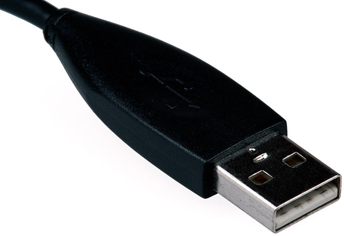 В следующем году стандартный USB-коннектор станет похож на Apple Lightning