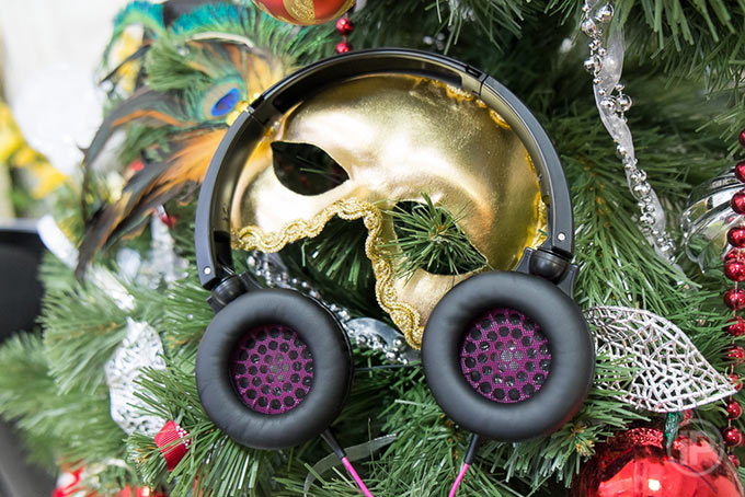 10-Pioneer-Headphones-MJ