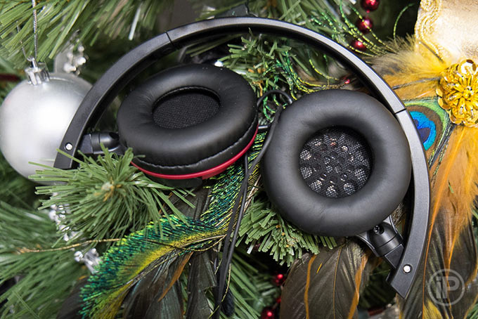 22-Pioneer-Headphones-MJ