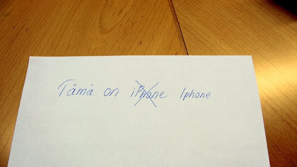 Финские лингвисты утверждают, что название  iPhone неверное. Правильно писать Iphone