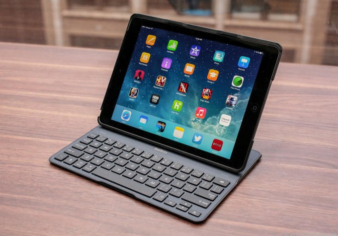 Аналитик: 12-дюймовый iPad – гибрид с MacBook Air