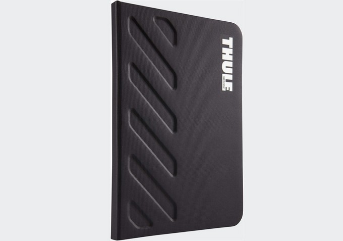 Строгий чехол Thule Gauntlet для iPad Air