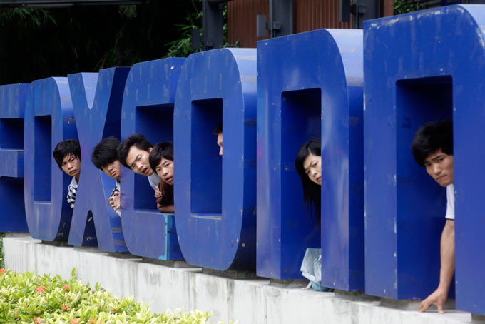 Руководители Foxconn получали взятки за поставки комплектующих для iPhone