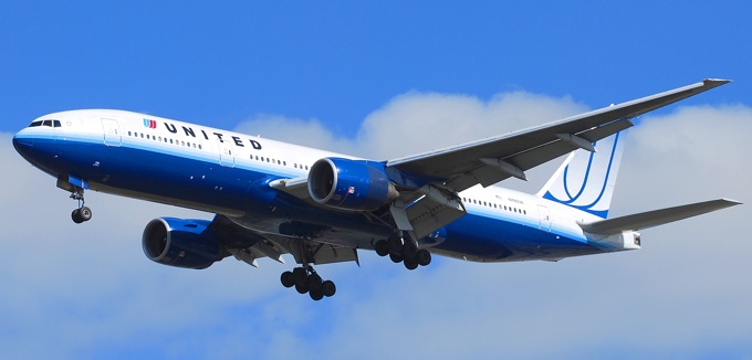 В апреле пассажиры United Airlines получат бесплатный бонус