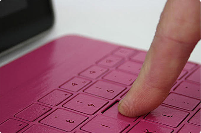 Apple патентует новый чехол со встроенной клавиатурой