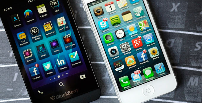 T-Mobile предлагает серьезную скидку при замене BlackBerry на iPhone. Канадцы негодуют