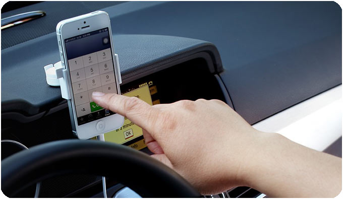 Apple патентует блокировку набора SMS-сообщений во время вождения