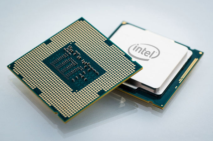 Intel переносит релиз чипов Broadwell на 2015 год. Обновление компьютеров Apple также откладывается