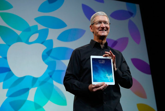 Тим Кук не придает значения снижению продаж iPad в  последних кварталах
