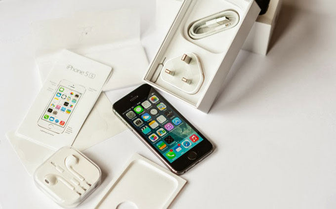 Apple не изменит комплект поставки iPhone 6