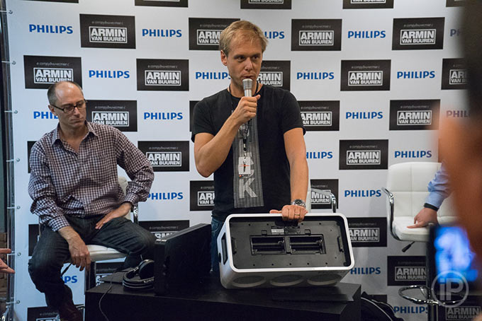 13-Armin-Press-Conference