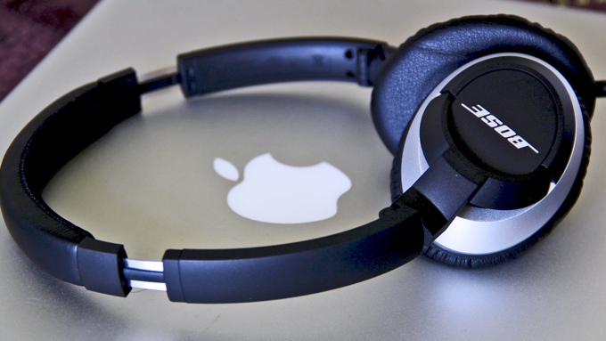 Apple собирается убрать продукцию Bose из Apple Store