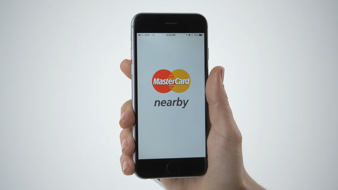 Первая реклама Apple Pay от Mastercard