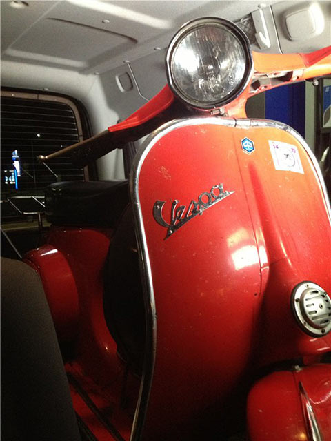 00054-vespa
