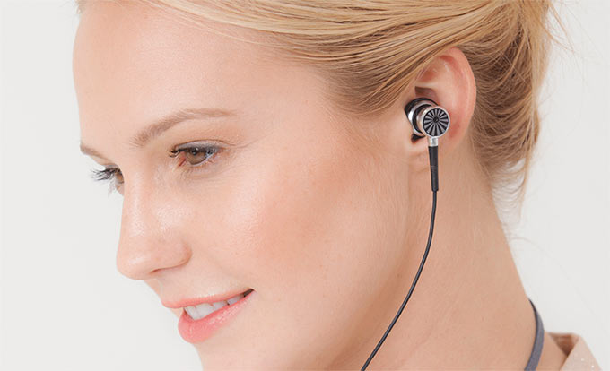 12-Phiaton-PS210-BTNC