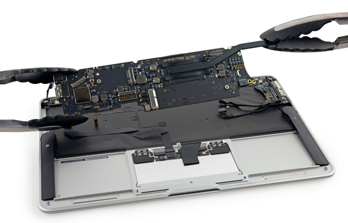 iFixit вскрыли обновленные MacBook Air