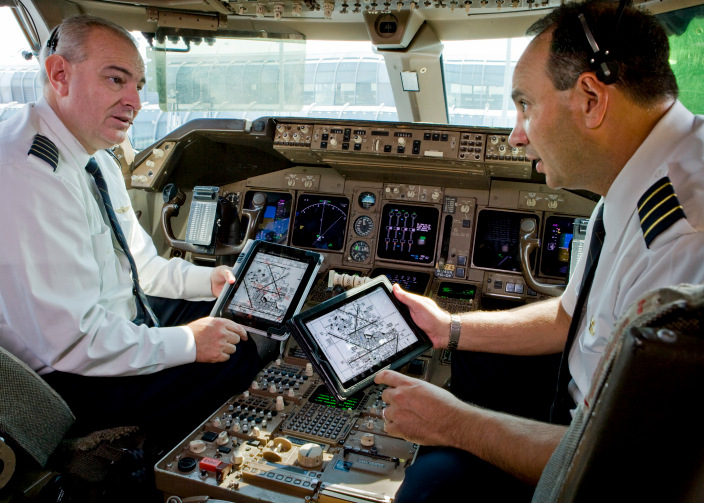 Рейсы American Airlines задержаны из-за сбоев приложения для iPad (Обновлено)